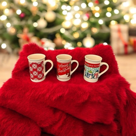 Royal Norfolk Greenbrier International Inc. - Set of 3 Christmas Mugs - Picture 1 of 6